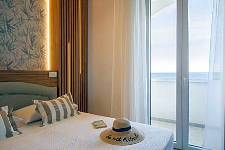Superior Double Room with Sea View