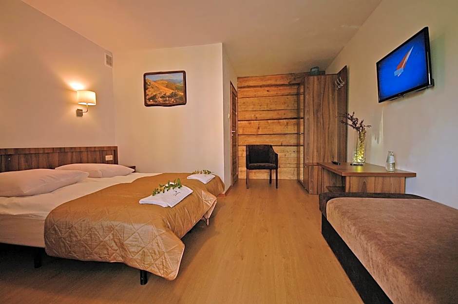 Dom na Skale - Apartamenty w Bieszczadach nad Soliną