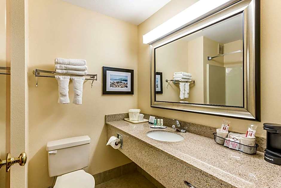 Quality Inn Huntersville near Lake Norman