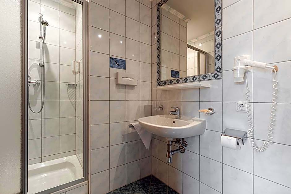 Schmid Rooms Apartments – Ischgl, MO