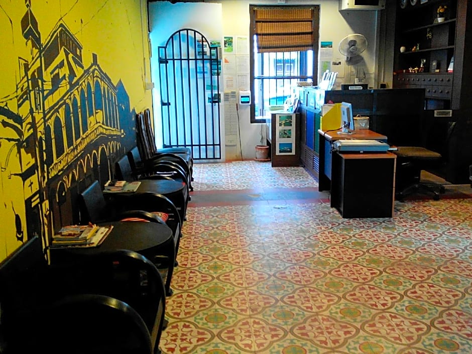 Phuket Sunny Hostel