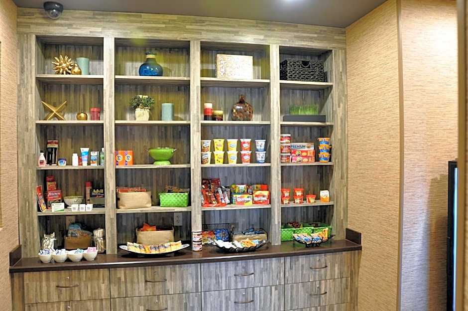 Holiday Inn Express & Suites Perry-National Fairground Area by IHG