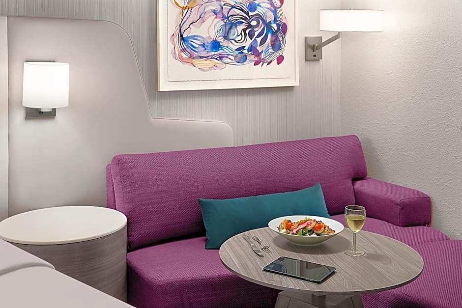 Crowne Plaza Atlanta Perimeter at Ravinia By IHG