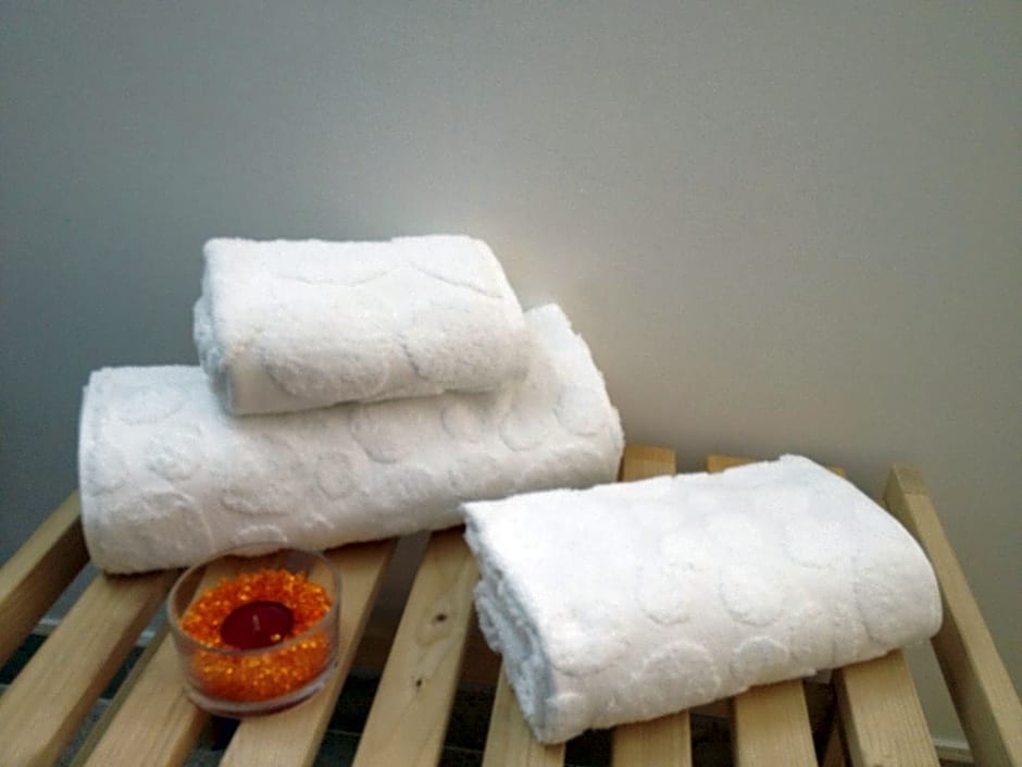 Orange Paradise Bed & Breakfast – Custonaci, CA