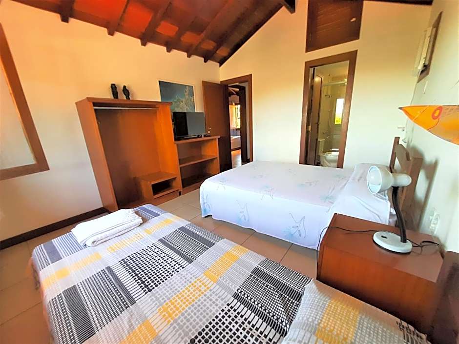 Casa e piscina privativa, vista para o mar em condomínio pé na areia