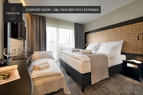 Economy Triple Room with Extra Bed 