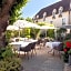 Hotel Aux Vieux Remparts, The Originals Relais (Relais du Silence)