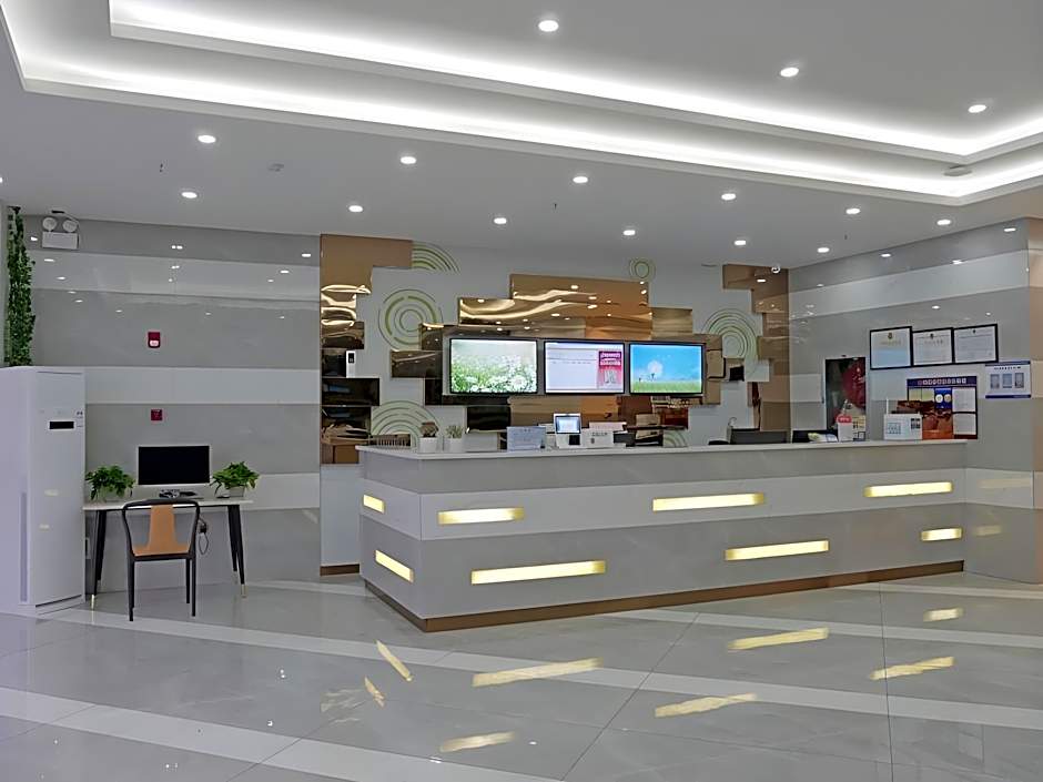 GreenTree Inn Qionghai Bo'ao Railway Station