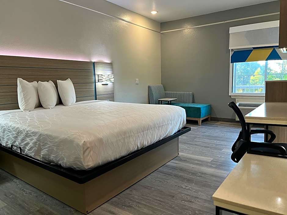 Sonesta Essential Hotel Houston - I-45 Spring