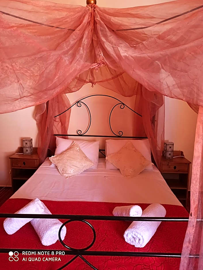 Lefkara Hotel