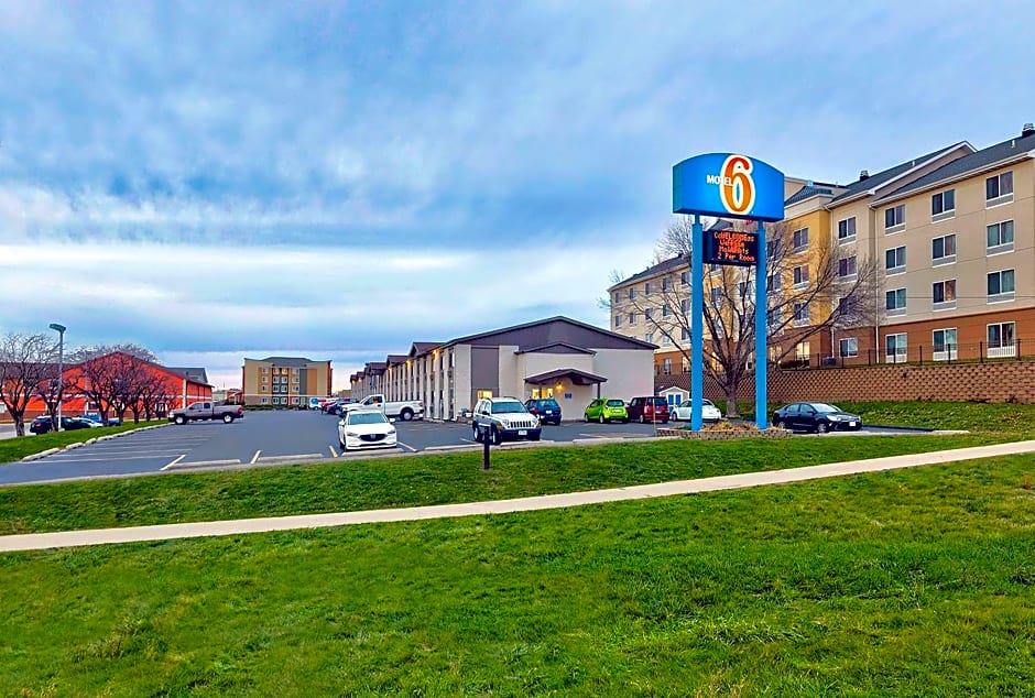 Motel 6 Cedar Rapids, IA - Airport