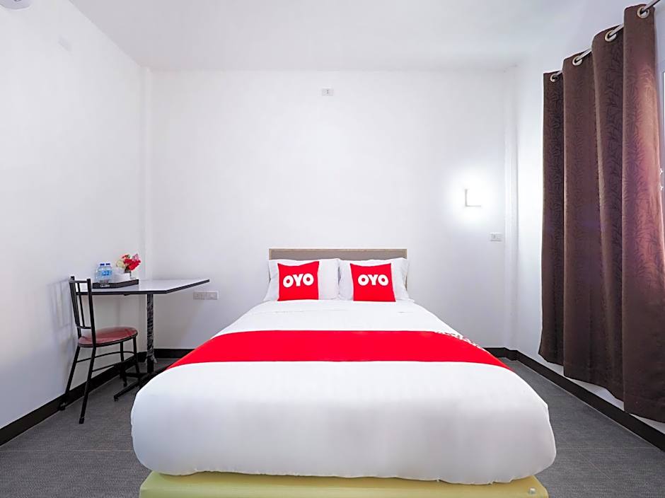 OYO 592 Goldenville Villa