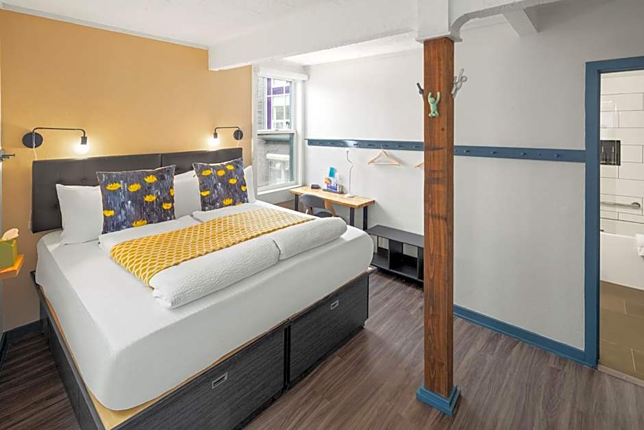 Silverbow Inn Hotel & Suites