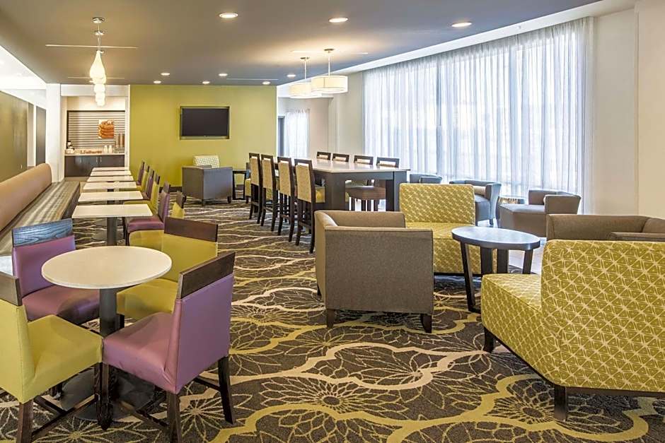 La Quinta Inn & Suites by Wyndham Hattiesburg I-59