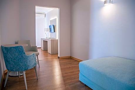 Twin Room with Extra Bed