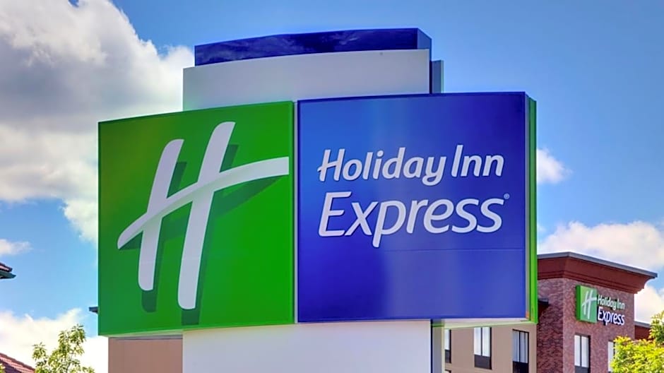 Holiday Inn Express And Suites George Quincy South