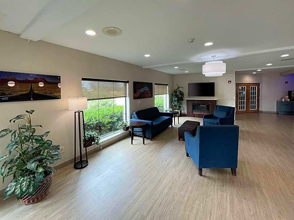 Comfort Suites Near Seaworld