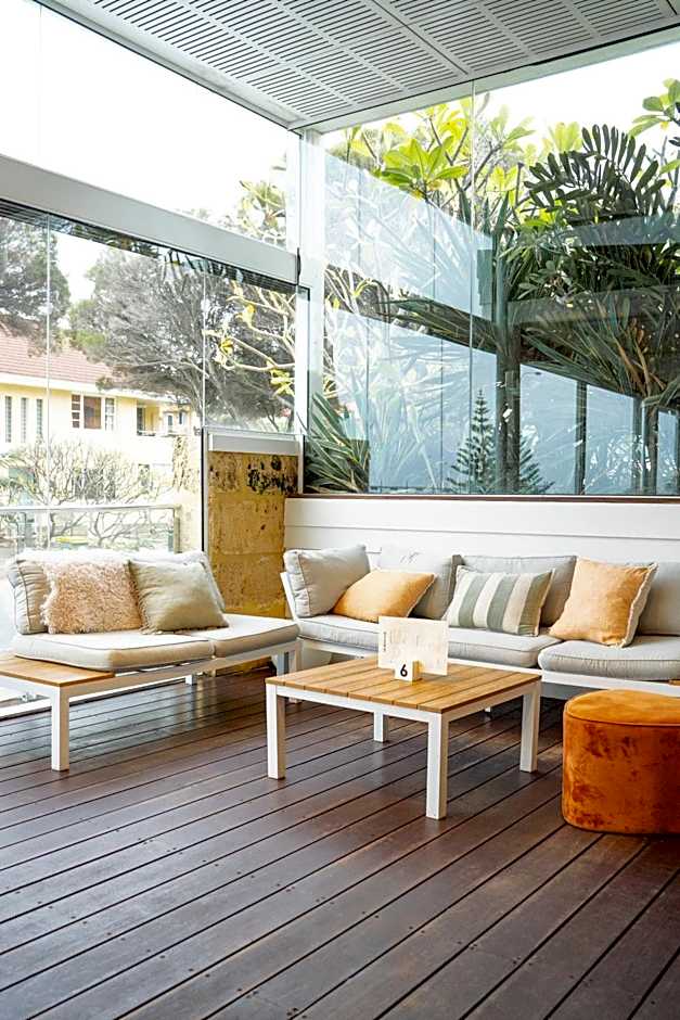 Cottesloe Beach Hotel