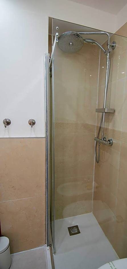 Klemi, rooms in old town Dolomia best home Check in automatico