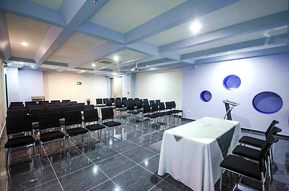 Luma Plaza Hotel