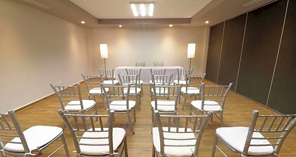 Bluu Hotel Aeropuerto Monclova-Frontera