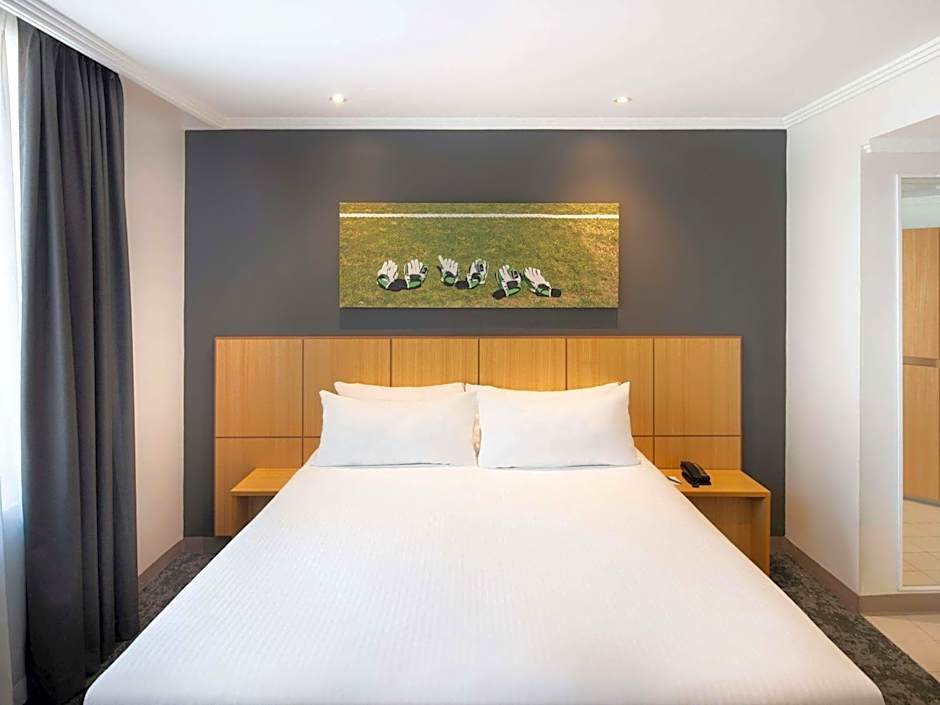Mercure Sydney Bankstown