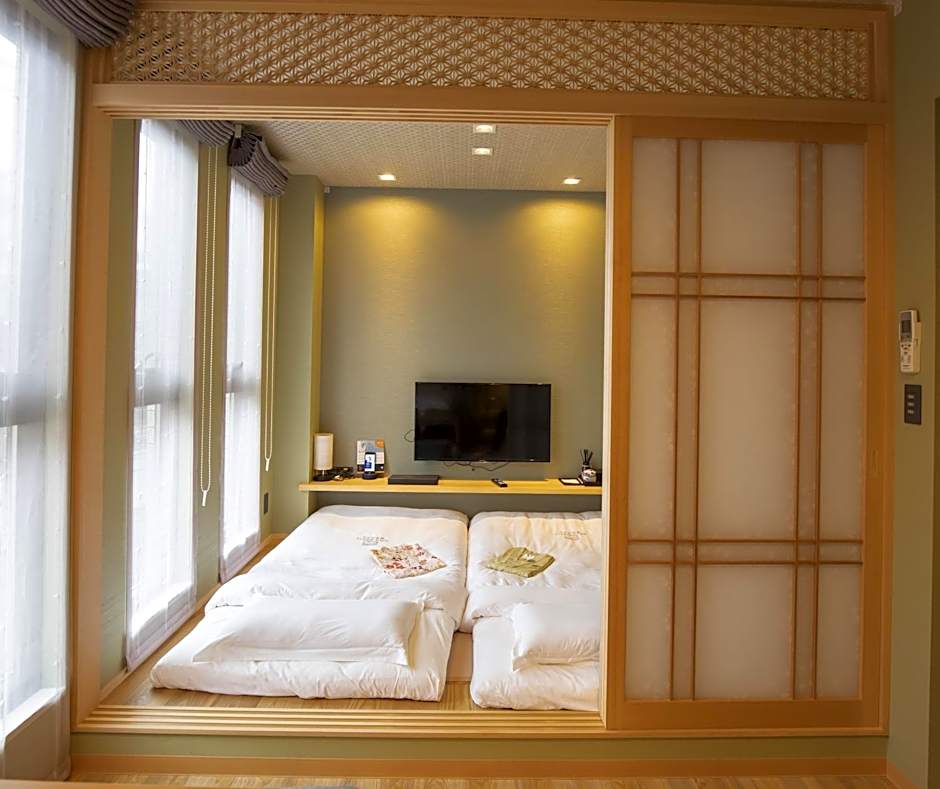 SOLA HOTEL