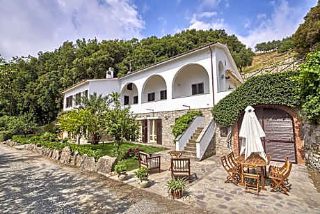 Marciana Hills Apartments