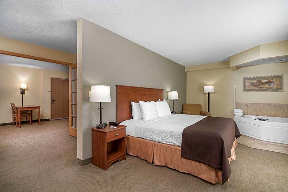 AmericInn by Wyndham Newton