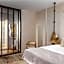 Gran Via Alsancak ( Boutique Hotel )