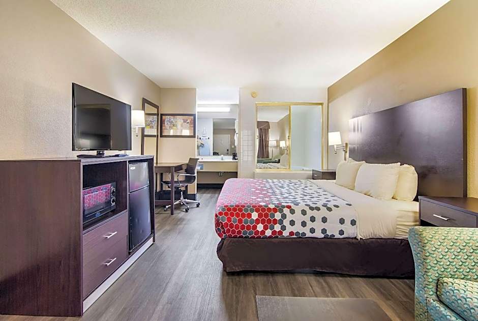 Econo Lodge South Garner