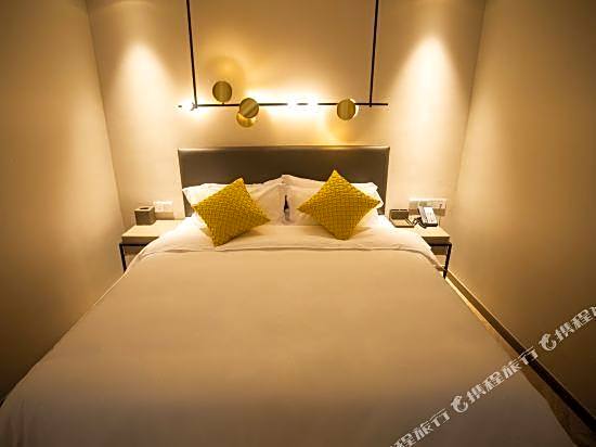 Qiha Hotel (Xiangshan Wanda Plaza)