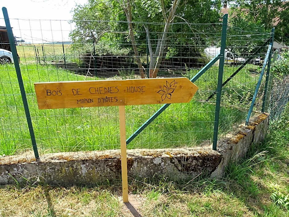 BOIS DE CHENES HOUSE