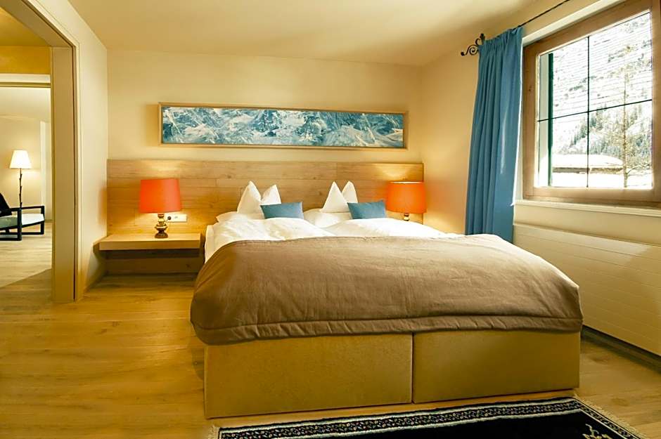 Hinterwies – Ski In / Lodge / Dine