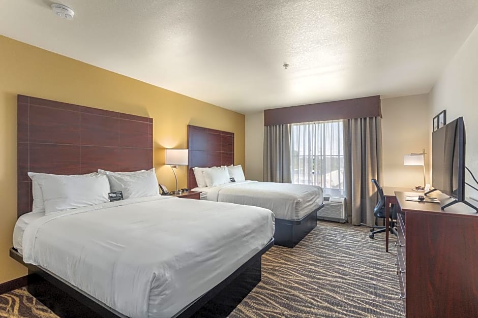 Cobblestone Hotel & Suites - De Pere