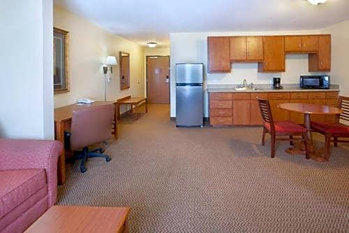 Holiday Inn Express Hotel & Suites Laredo-Event Center Area