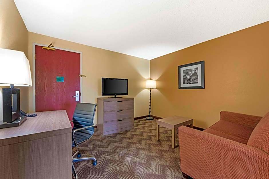 Quality Suites