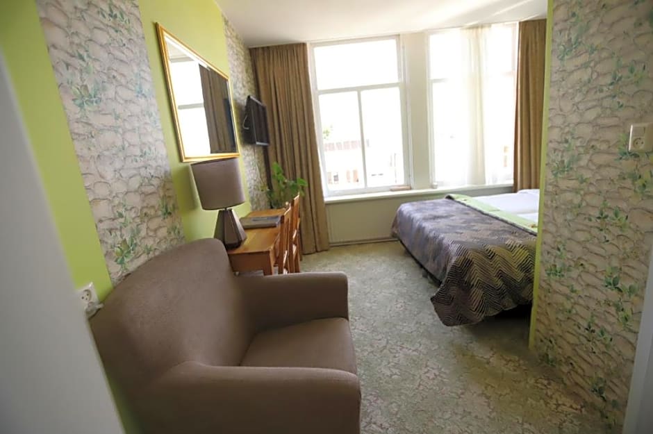 Jupiter Hotel