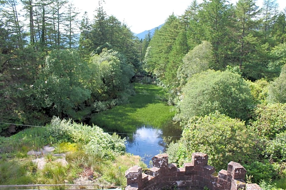 Loch Arklet House