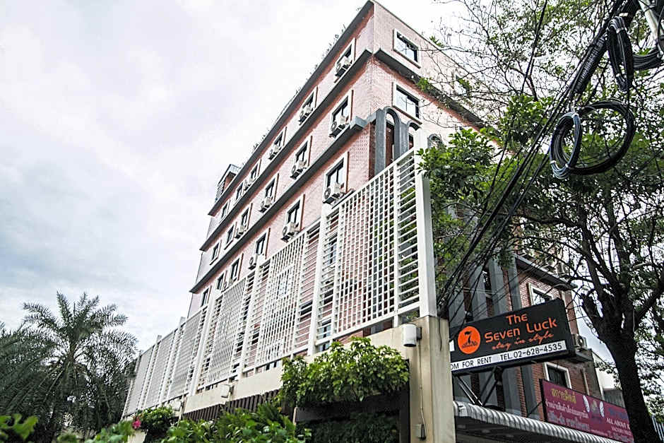 The Seven Luck - Stay in Style