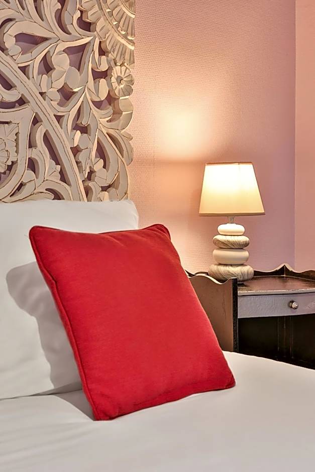 Logis Hôtel Les Voyageurs