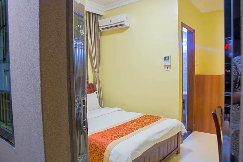 Hong Kong Hotel