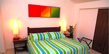 Standard 2 Adults + 1 Child