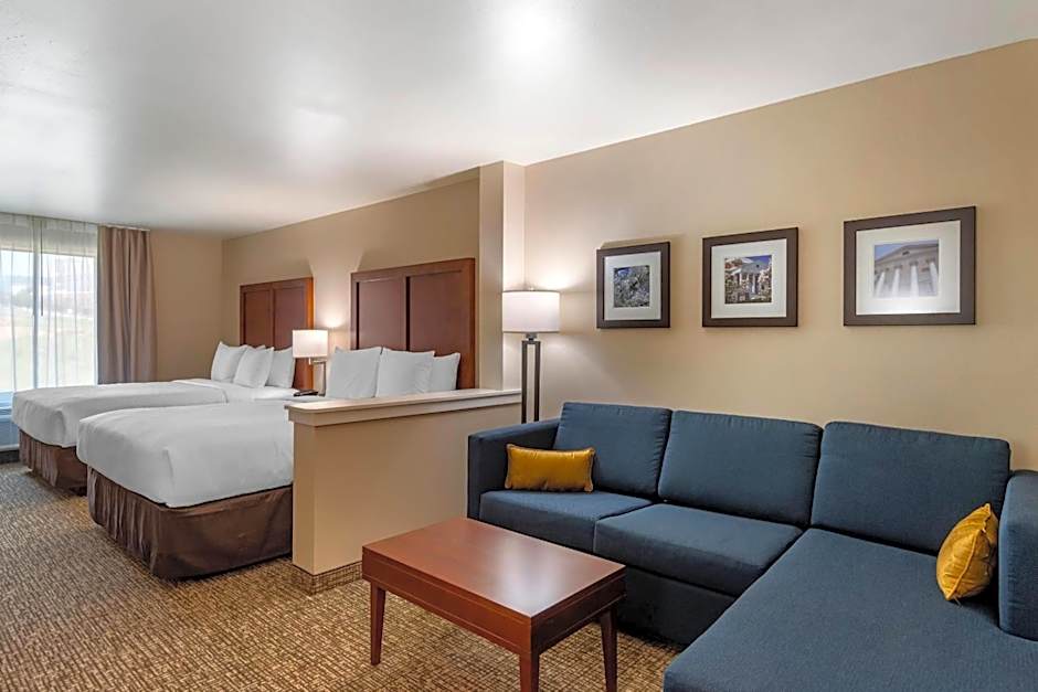 Comfort Inn & Suites Charlottesville Hollymead Town Center