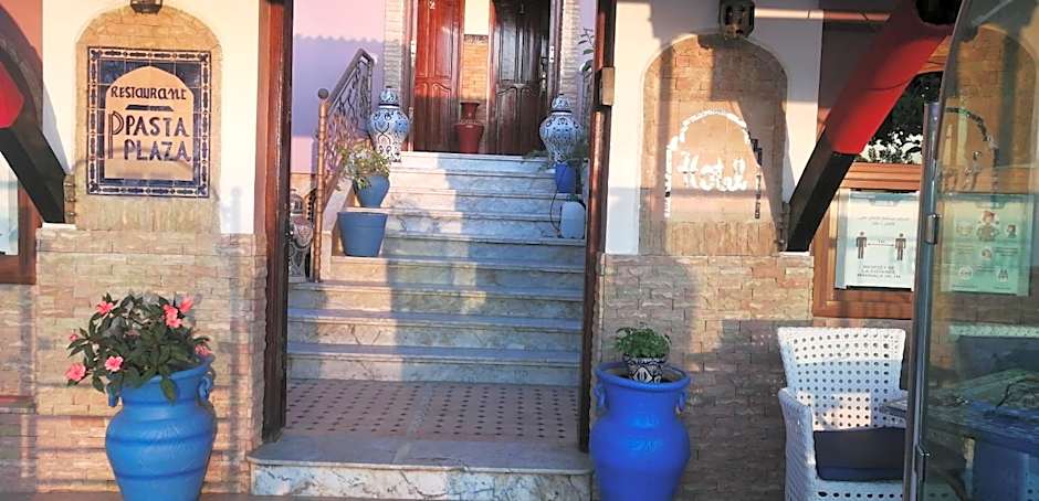 Pasta Plaza