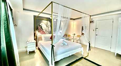 Hotel Euroasia by Bluebookers