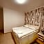 Easy Star Hotel