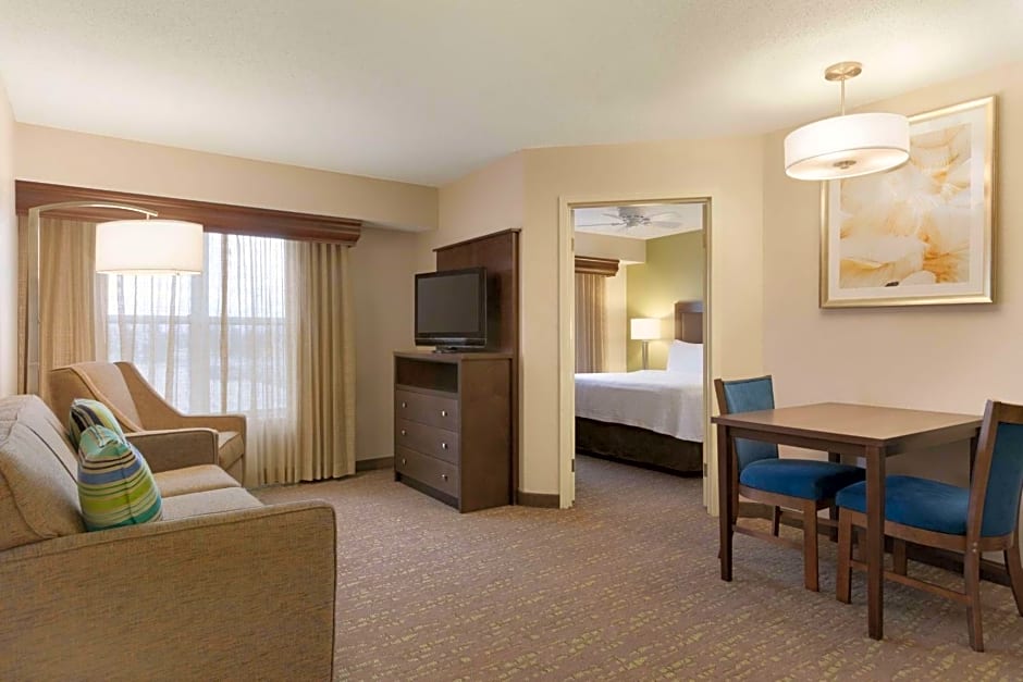 Homewood Suites By Hilton Toledo/Maumee