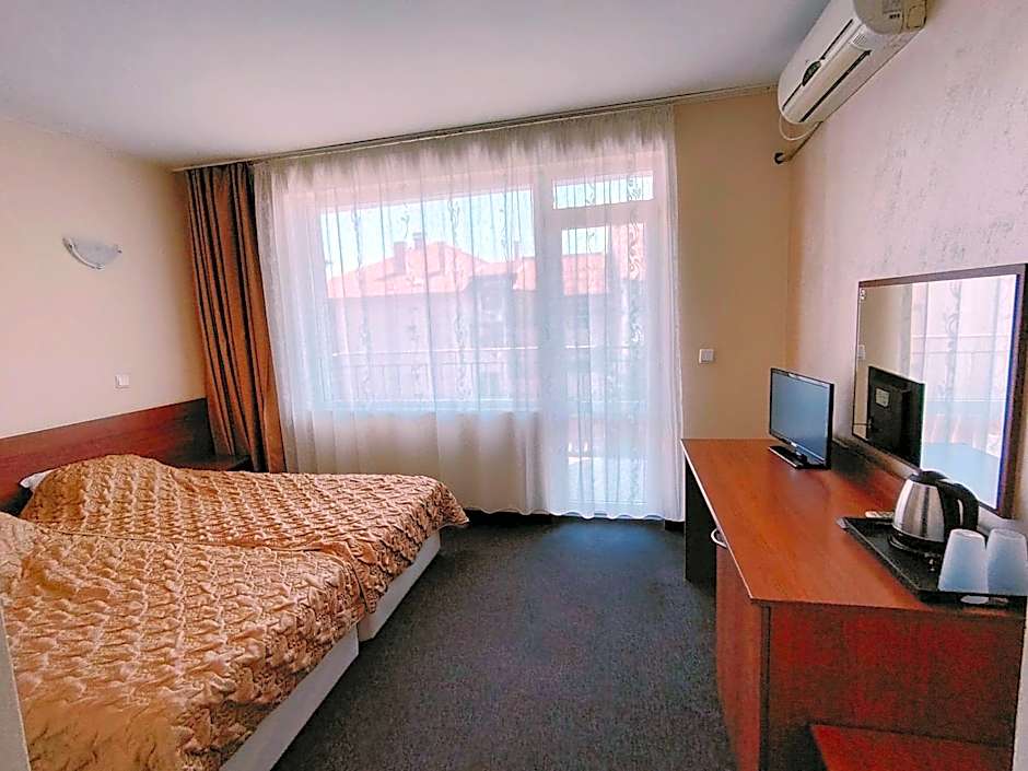 Sandor Hotel