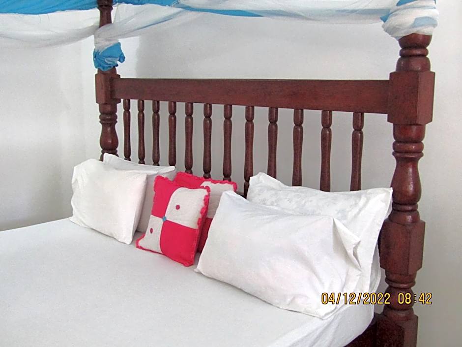 Kivulini Lodge and Restaurant